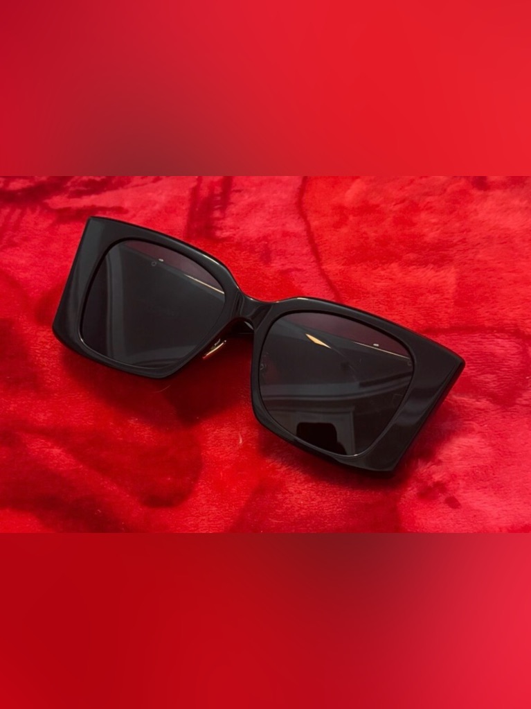 Ysl-Womenâs Black Oversized Square Sunglasses
